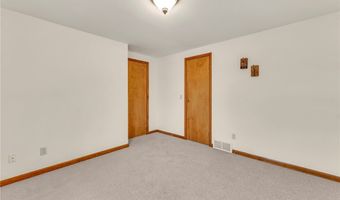 571 Burroughs Dr, Amherst, NY 14226