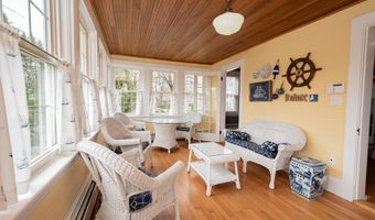 369 Ohio St, Bangor, ME 04401