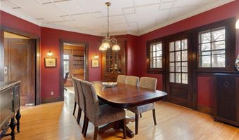 907 1st Dr NW, Austin, MN 55912