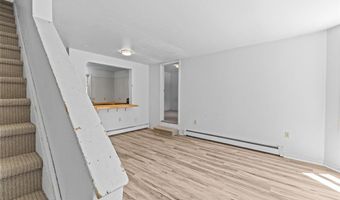 21 Hyde St 3, Burlington, VT 05401