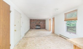 15 Lisa Dr, Alloway, NJ 07422