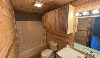 520 SW 2nd St, Adair, OK 74330