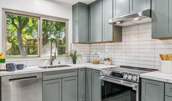 3227 Santa Cruz Ln, Alameda, CA 94502