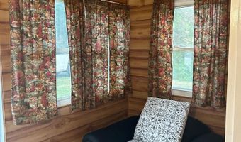 208 Halliard Ave, Beachwood, NJ 08722
