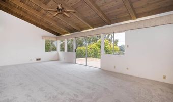 557 Canyon Dr, Solana Beach, CA 92075