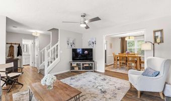 225 Royal Colony Ct, Alpharetta, GA 30022