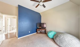 62 Applewood Ln, Acworth, GA 30101