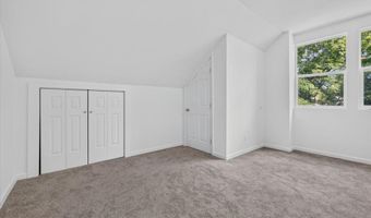 2720 Walnut St, Alton, IL 62002