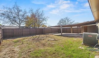 900 Wandering Way Dr, Allen, TX 75002