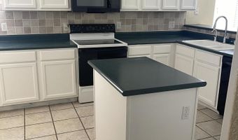 1381 W PELICAN Ct, Chandler, AZ 85286