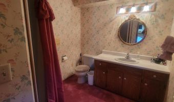 403 NE 22nd Ave, Aberdeen, SD 57401