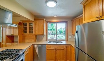 2465 40TH Ave, Albany, OR 97322