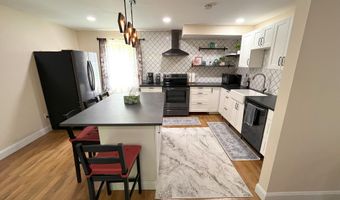 20 Occoquan Trl, Albrightsville, PA 18210