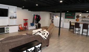 1287 Lovers Rd, Batesville, IN 47006