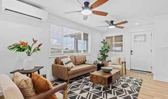 415 HILINAI St, Hilo, HI 96720