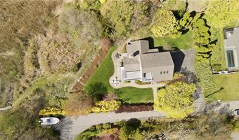 8 Key Ct, Newport, RI 02840