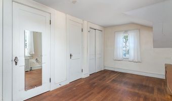 154 Essex Rd, North Kingstown, RI 02852