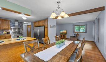 135 Knollwood St W, Annandale, MN 55302