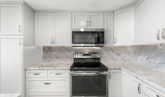 1200 Harbor Dr 3C, Oceanside, CA 92054