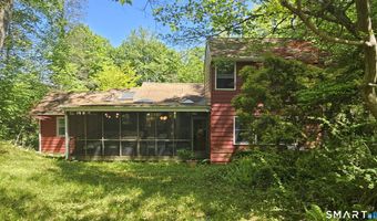 29 Carol St, Danbury, CT 06810