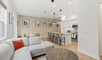 7661 University Ave 103, La Mesa, CA 91942