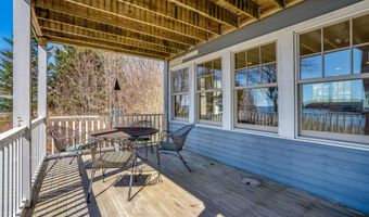 103 Cottage Rd, Chebeague Island, ME 04017