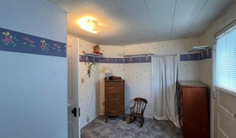 831 N River Ave, Alma, MI 48801