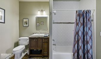 17 Patriot Dr, Cody, WY 82414