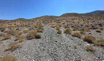Anita Dr, Hawthorne, NV 89415