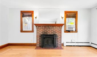 115 Waterman St, Cumberland, RI 02864