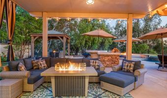 26112 Crescendo Dr, Escondido, CA 92026