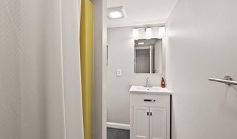 7551 MARSHALL Dr, Annandale, VA 22003