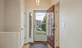 5254 SHADOW ROCK Dr, Cheyenne, WY 82009