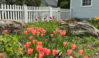 199 Main St, Belfast, ME 04915