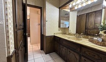 60 Town And Country, Ardmore, OK 73401