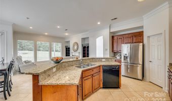 2621 Pine Point Dr, York, SC 29745