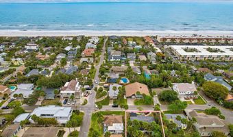 1070 E COAST Dr, Atlantic Beach, FL 32233