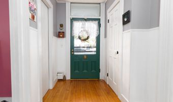 38 Elm St, Charlestown, NH 03603
