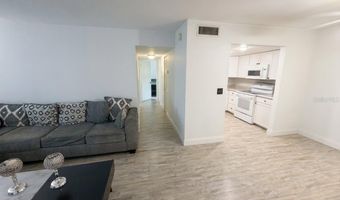 924 LAKE DESTINY Rd E, Altamonte Springs, FL 32714