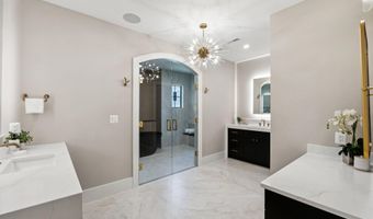 7805 CAYUGA Ave, Bethesda, MD 20817