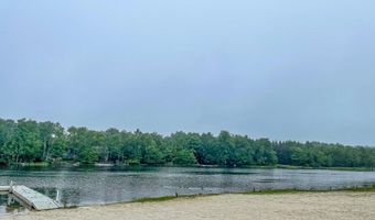 3055 Briarwood Dr, Tobyhanna, PA 18466