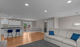 92 Dewolf Ave, Bristol, RI 02809