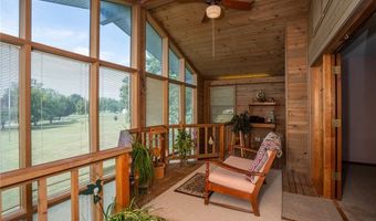 596 E 1732 Rd, Baldwin City, KS 66006