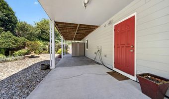 3956 BEACH LOOP Dr SW, Bandon, OR 97411