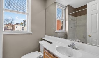 1820 SWANN St NW #303, Washington, DC 20009