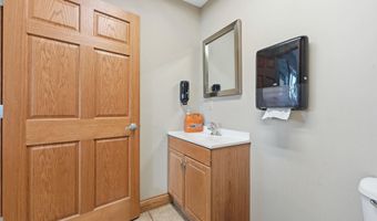 135 E Brown Dr, Avilla, IN 46710
