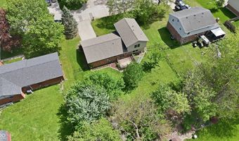 8768 Meadowridge Ln, Indianapolis, IN 46217