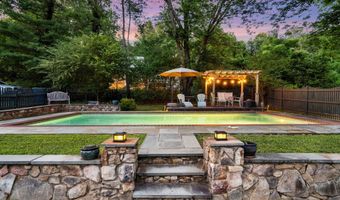39308 LITTLE RIVER Tpke, Aldie, VA 20105