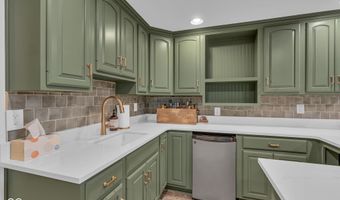 5874 Shallow Water Ln, Bargersville, IN 46106