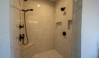 3899 Chapel Hill Ct, Bargersville, IN 46106